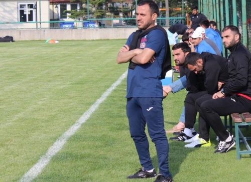 Ayxan Abbasov Türkiyəyə 21 futbolçu aparır