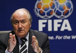 Blatter qərarını verdi