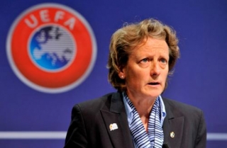 UEFA İK-nin üzvü Bakıya gəlir