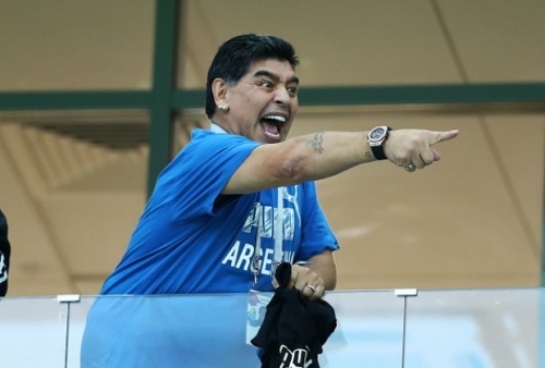 Dieqo Maradona öldü