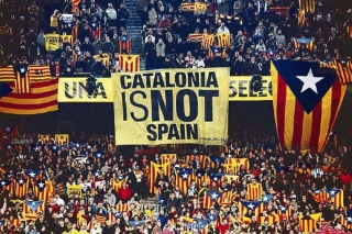 UEFA “Barselona”nı Kataloniya bayrağına görə cərimələyib-